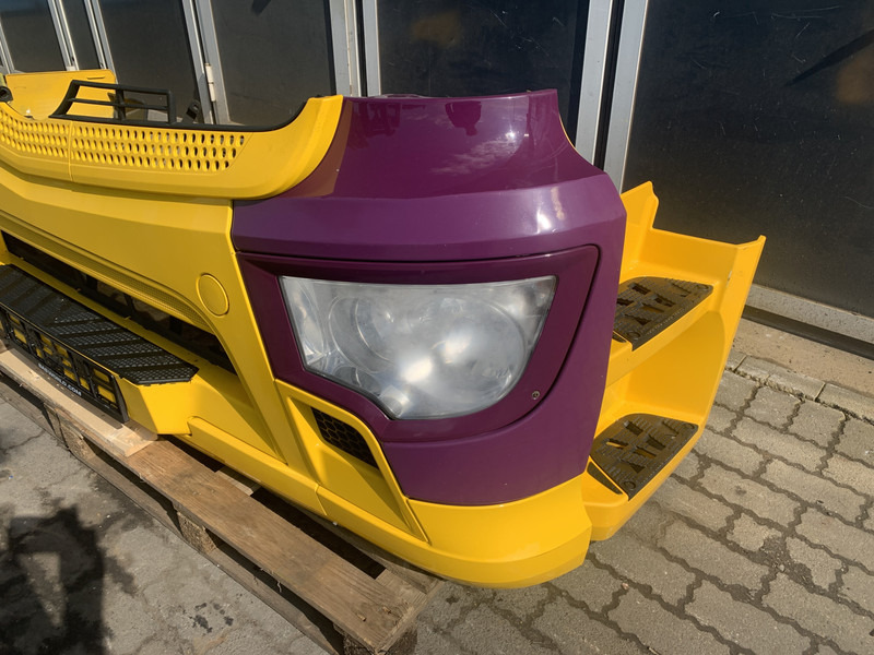 Mercedes-Benz Antos MP4 Bumper Mercedes A 960 310 23 22 - Pare-chocs pour Camion: photos 2 Mercedes-Benz Antos MP4 Bumper Mercedes A 960 310 23 22 - Pare-chocs pour Camion: photos 2