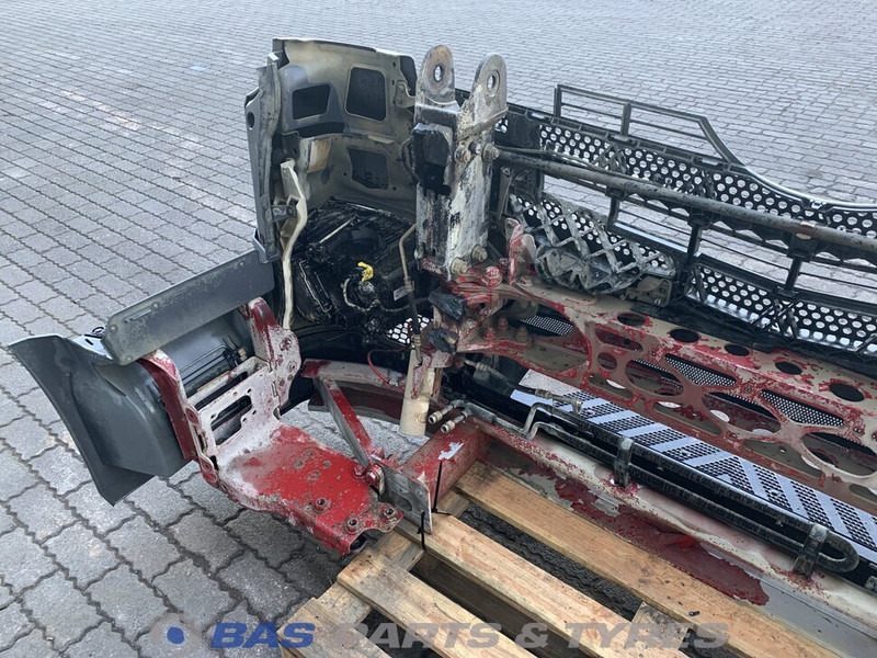 Mercedes-Benz Antos MP4 Bumper Mercedes A 960 880 63 72 - Pare-chocs pour Camion: photos 4 Mercedes-Benz Antos MP4 Bumper Mercedes A 960 880 63 72 - Pare-chocs pour Camion: photos 4