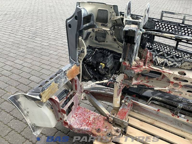 Mercedes-Benz Antos MP4 Bumper Mercedes A 960 880 90 72 - Pare-chocs pour Camion: photos 4 Mercedes-Benz Antos MP4 Bumper Mercedes A 960 880 90 72 - Pare-chocs pour Camion: photos 4