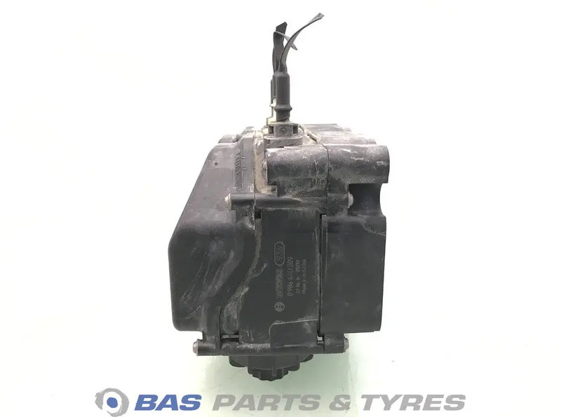 DAF AdBlue pomp DAF 1819797 - Pièces de rechange pour Camion: photos 2 DAF AdBlue pomp DAF 1819797 - Pièces de rechange pour Camion: photos 2