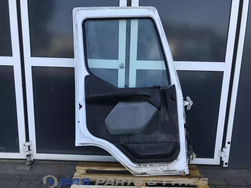 Renault D-Serie Portier Links Renault 5600464823 - Portière et pièces pour Camion: photos 2 Renault D-Serie Portier Links Renault 5600464823 - Portière et pièces pour Camion: photos 2