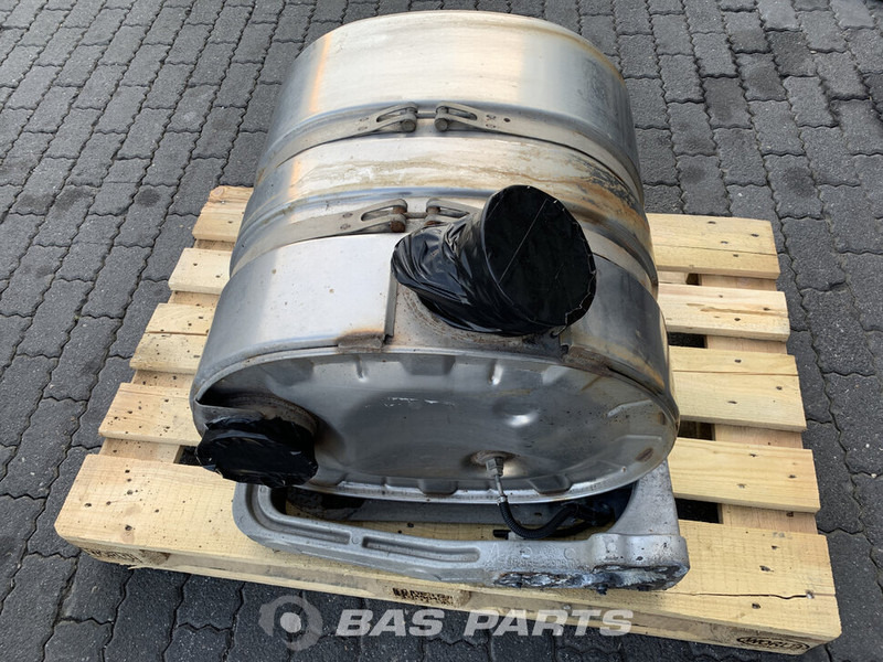 Renault PREMIUM Uitlaatdemper Renault kwaliteit 7420894957 - Silencieux pour Camion: photos 2 Renault PREMIUM Uitlaatdemper Renault kwaliteit 7420894957 - Silencieux pour Camion: photos 2