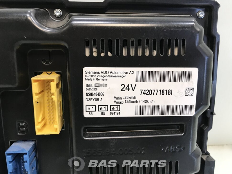 Renault Premium Euro 4-5 - Panel de instrumentos pour Camion: photos 3 Renault Premium Euro 4-5 - Panel de instrumentos pour Camion: photos 3