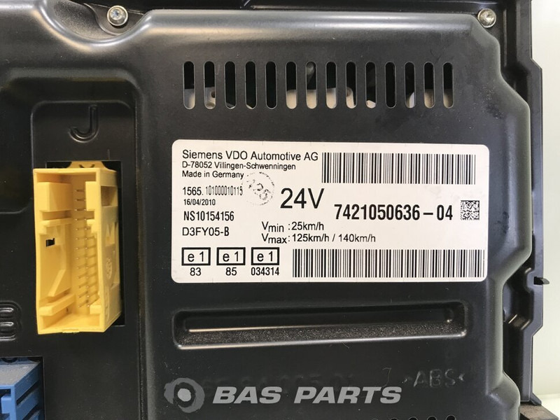 Renault Premium Euro 4-5 - Panel de instrumentos pour Camion: photos 3 Renault Premium Euro 4-5 - Panel de instrumentos pour Camion: photos 3