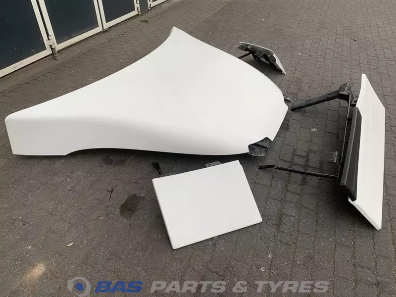 Renault T-Serie - Aérodynamique/ Spoilers pour Camion: photos 3 Renault T-Serie - Aérodynamique/ Spoilers pour Camion: photos 3