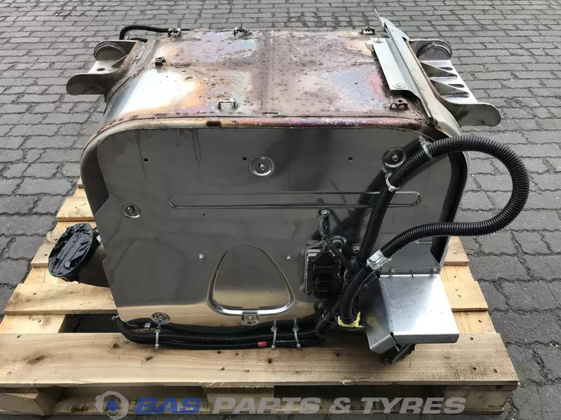 Renault Uitlaatdemper Renault 7421750067 - Silencieux pour Camion: photos 3 Renault Uitlaatdemper Renault 7421750067 - Silencieux pour Camion: photos 3