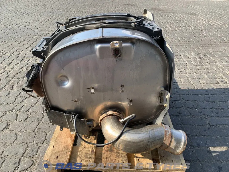 Renault Uitlaatdemper Renault 7422495990 - Silencieux pour Camion: photos 4 Renault Uitlaatdemper Renault 7422495990 - Silencieux pour Camion: photos 4