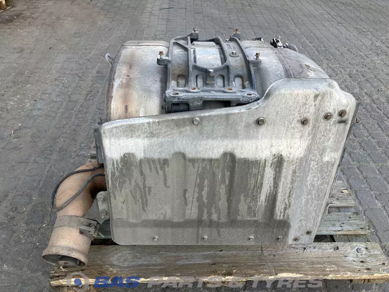 Renault Uitlaatdemper Renault 7422495990 - Silencieux pour Camion: photos 4 Renault Uitlaatdemper Renault 7422495990 - Silencieux pour Camion: photos 4