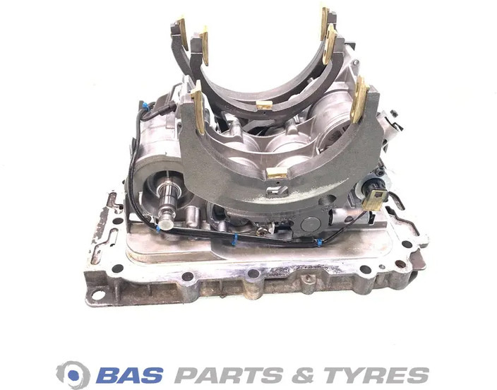 Renault Versnellingsbakdeksel Renault 7421244590 - Boîte de vitesse pour Camion: photos 4 Renault Versnellingsbakdeksel Renault 7421244590 - Boîte de vitesse pour Camion: photos 4