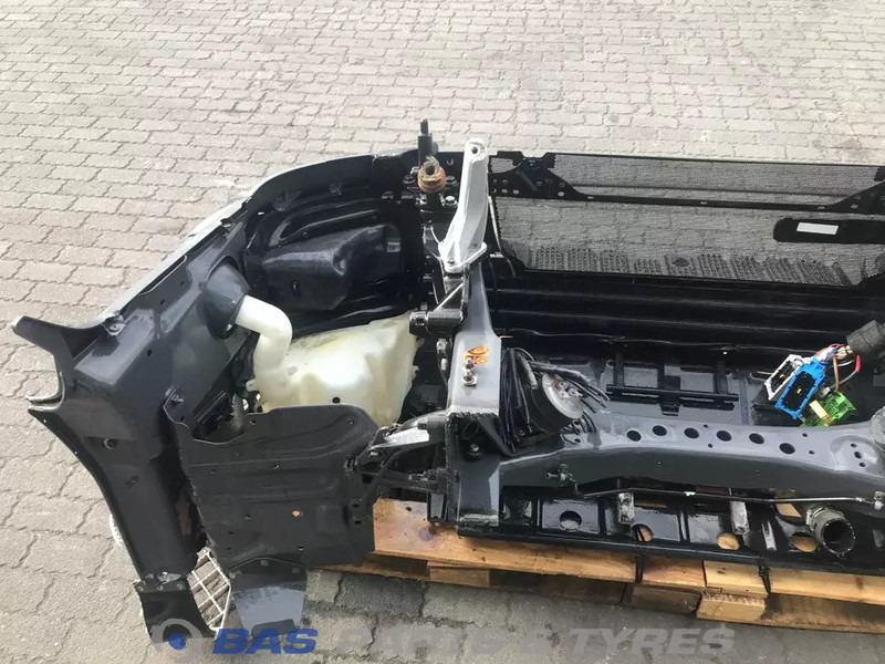 Scania G-Serie Voorbumper compleet Scania 1949888 - Pare-chocs pour Camion: photos 4 Scania G-Serie Voorbumper compleet Scania 1949888 - Pare-chocs pour Camion: photos 4