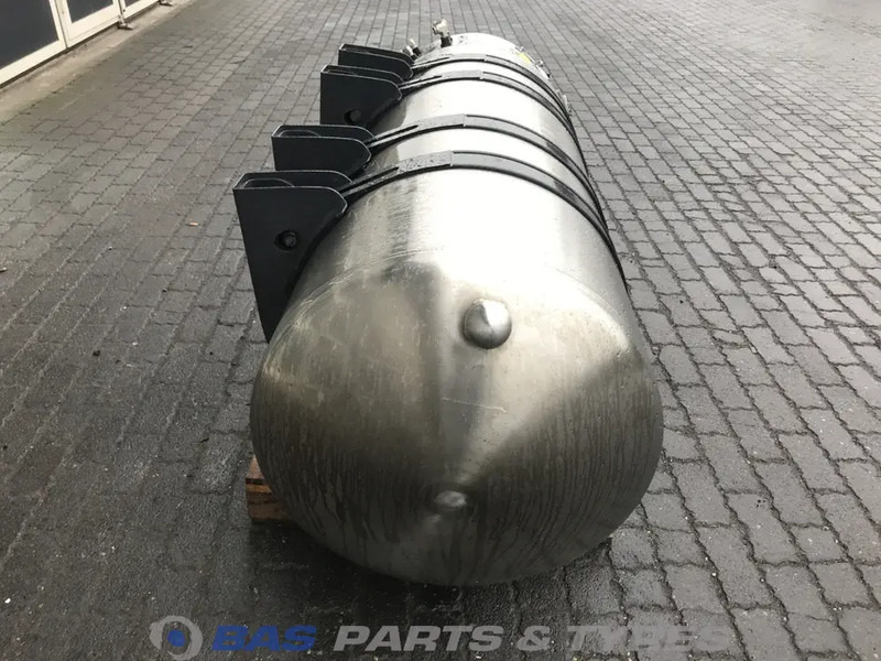 Scania LNG tank Scania 406 Liter 1776103 - Réservoir de carburant pour Camion: photos 4 Scania LNG tank Scania 406 Liter 1776103 - Réservoir de carburant pour Camion: photos 4