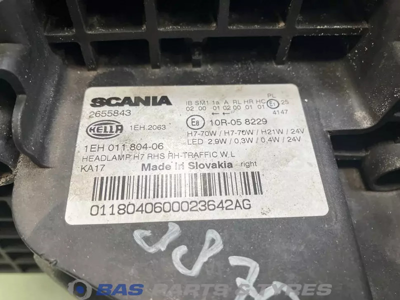 Scania - Feu avant pour Camion: photos 3 Scania - Feu avant pour Camion: photos 3