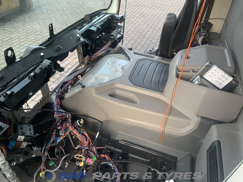 Scania P-Serie NextGen Scania CP-14 Low L1H1 2044936 - Cabine et intérieur pour Camion: photos 5 Scania P-Serie NextGen Scania CP-14 Low L1H1 2044936 - Cabine et intérieur pour Camion: photos 5