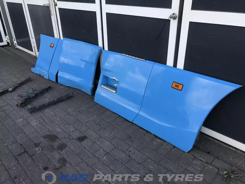 Scania P-Serie NextGen Sideskirt Set Scania 2338003 - Carrosserie et extérieur pour Camion: photos 2 Scania P-Serie NextGen Sideskirt Set Scania 2338003 - Carrosserie et extérieur pour Camion: photos 2