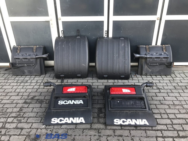 Scania Spatscherm set Scania 1357599 - Carrosserie et extérieur pour Camion: photos 1 Scania Spatscherm set Scania 1357599 - Carrosserie et extérieur pour Camion: photos 1