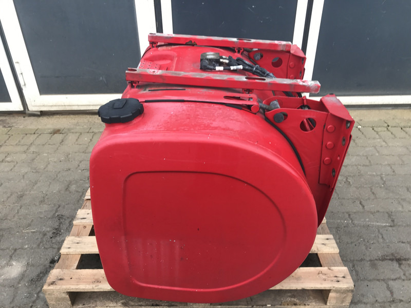 Volvo Brandstoftank Volvo 385 Liter 21573256 - Réservoir de carburant pour Camion: photos 2 Volvo Brandstoftank Volvo 385 Liter 21573256 - Réservoir de carburant pour Camion: photos 2