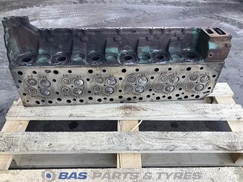 Bloc-cylindres pour Camion Volvo Cilinderkop Volvo D11K 370 21379389: photos 6 Bloc-cylindres pour Camion Volvo Cilinderkop Volvo D11K 370 21379389: photos 6