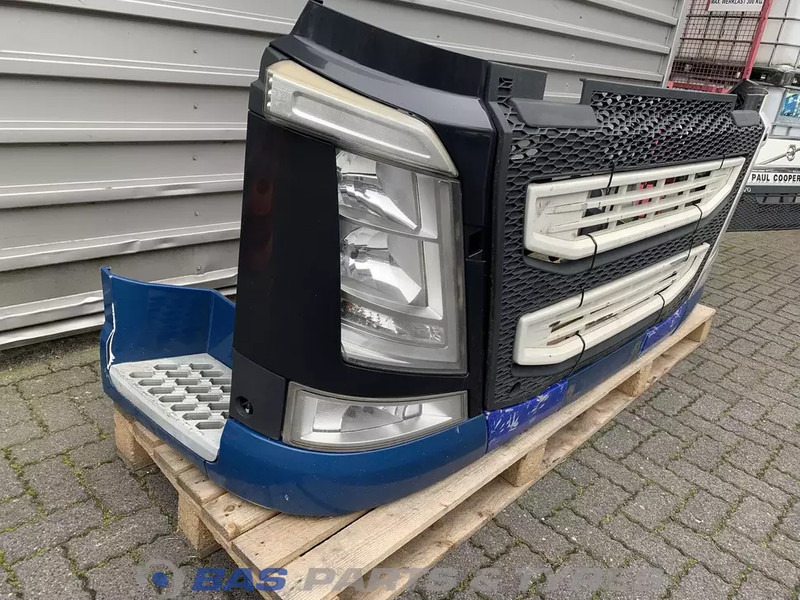 Volvo FH4 Bumper Volvo 82137660 - Pare-chocs pour Camion: photos 3 Volvo FH4 Bumper Volvo 82137660 - Pare-chocs pour Camion: photos 3