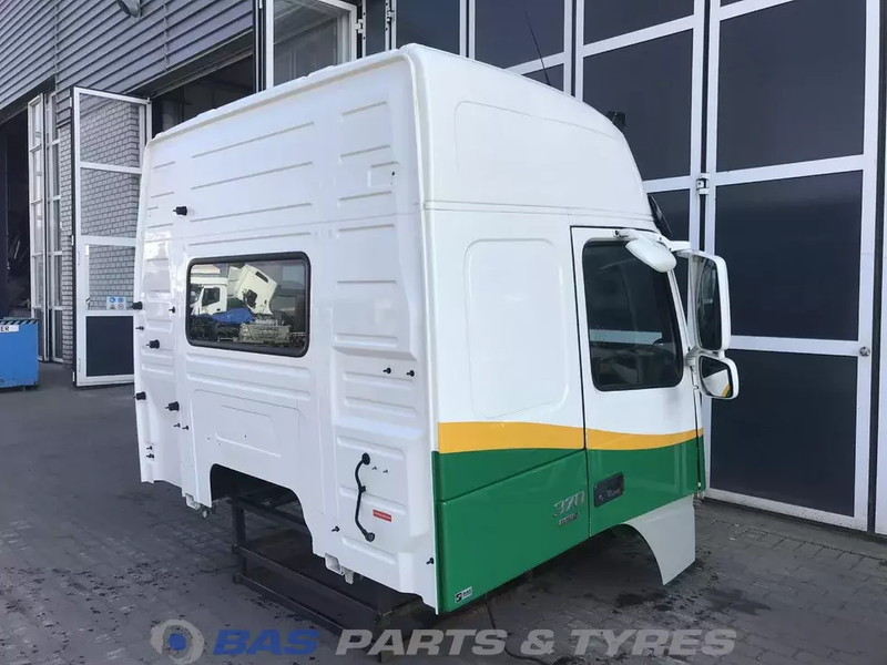 Volvo FM4 Volvo Globetrotter L2H2 3980267 - Cabine et intérieur pour Camion: photos 4 Volvo FM4 Volvo Globetrotter L2H2 3980267 - Cabine et intérieur pour Camion: photos 4