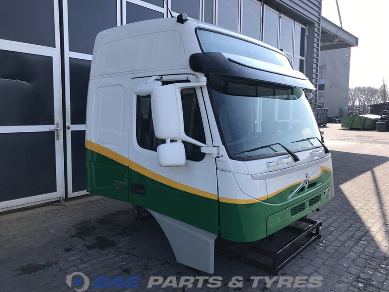 Volvo FM4 Volvo Globetrotter L2H2 3980267 - Cabine et intérieur pour Camion: photos 2 Volvo FM4 Volvo Globetrotter L2H2 3980267 - Cabine et intérieur pour Camion: photos 2