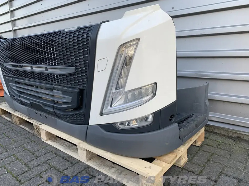 Volvo FM5 Bumper Volvo 82491840 - Pare-chocs pour Camion: photos 2 Volvo FM5 Bumper Volvo 82491840 - Pare-chocs pour Camion: photos 2