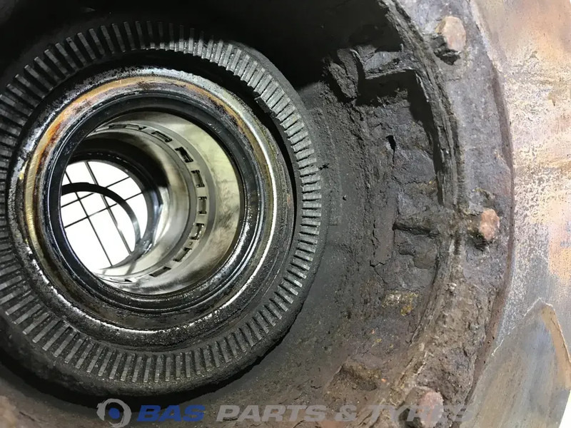 Volvo Naaf Achteras 435 mm Massief 85107753 - Moyeu pour Camion: photos 3 Volvo Naaf Achteras 435 mm Massief 85107753 - Moyeu pour Camion: photos 3