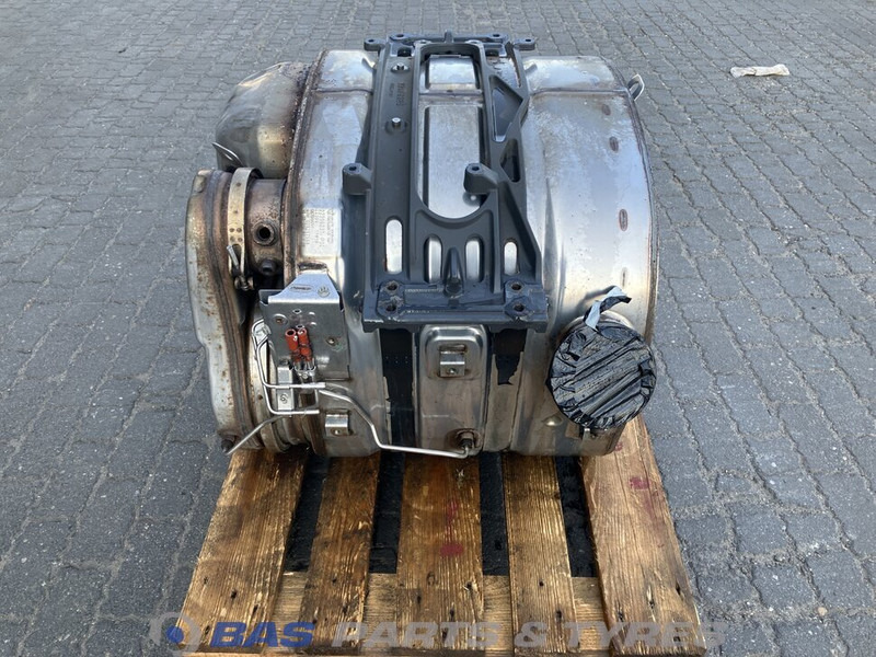 Volvo Uitlaatdemper Volvo 22396037 - Silencieux pour Camion: photos 2 Volvo Uitlaatdemper Volvo 22396037 - Silencieux pour Camion: photos 2