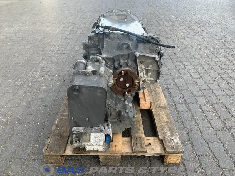 ZF XF106 - Boîte de vitesse pour Camion: photos 2 ZF XF106 - Boîte de vitesse pour Camion: photos 2