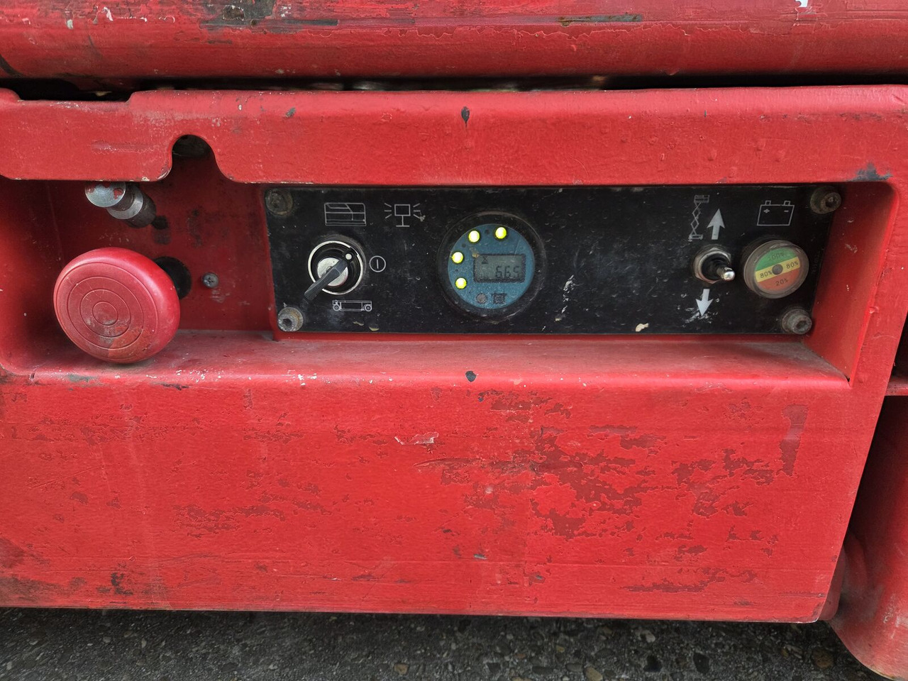 Haulotte Optimum 6 schaarhoogwerker - Nacelle ciseaux: photos 4 Haulotte Optimum 6 schaarhoogwerker - Nacelle ciseaux: photos 4