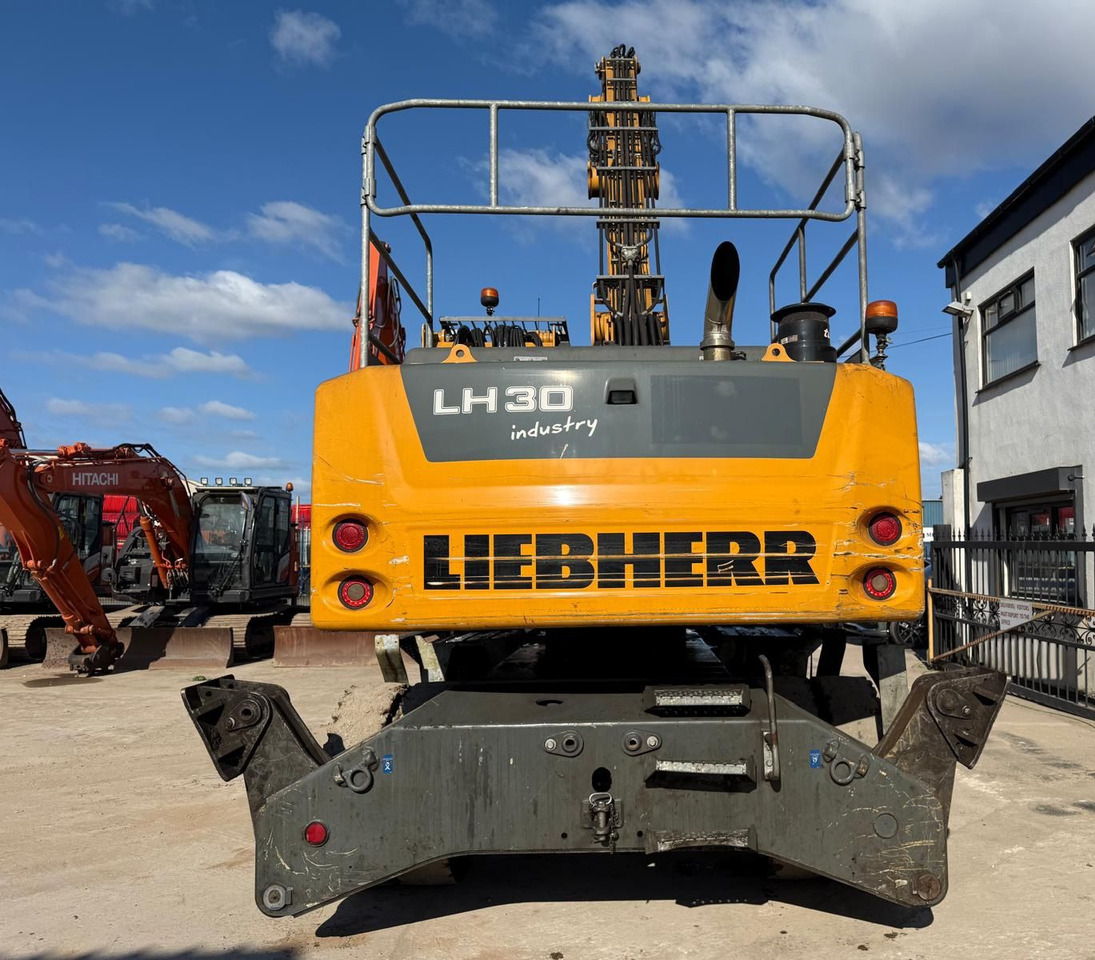 LIEBHERR LH30M - Pelle de manutention: photos 5 LIEBHERR LH30M - Pelle de manutention: photos 5