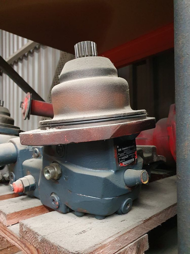 MOTOR DE TRASLACION PARA O&K RH16  - Moteur hydraulique pour Pelle: photos 1 MOTOR DE TRASLACION PARA O&K RH16  - Moteur hydraulique pour Pelle: photos 1