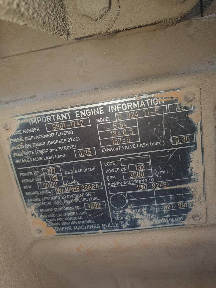 Motor Liebherr D924 Tie (132 kw) - Moteur pour Engins de chantier: photos 3 Motor Liebherr D924 Tie (132 kw) - Moteur pour Engins de chantier: photos 3
