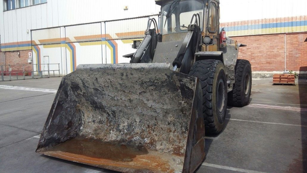 PALA CARGADORA VOLVO L90 - Chargeuse sur pneus: photos 2 PALA CARGADORA VOLVO L90 - Chargeuse sur pneus: photos 2