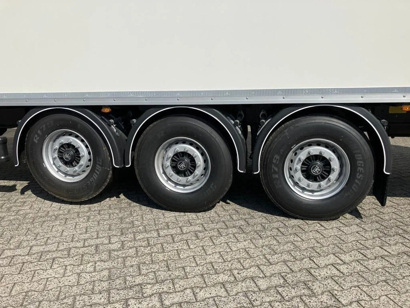 Semi-remorque fourgon neuf Kässbohrer SBT / 20 - 12 / 27 - Gesloten oplegger met 2x liftassen: photos 13