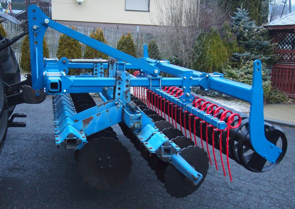 Brona talerzowa Rabe Werk RABE WERK Fielo biro 3000 2006 Brona talerzowa RABE - Cover crop: photos 4 Brona talerzowa Rabe Werk RABE WERK Fielo biro 3000 2006 Brona talerzowa RABE - Cover crop: photos 4