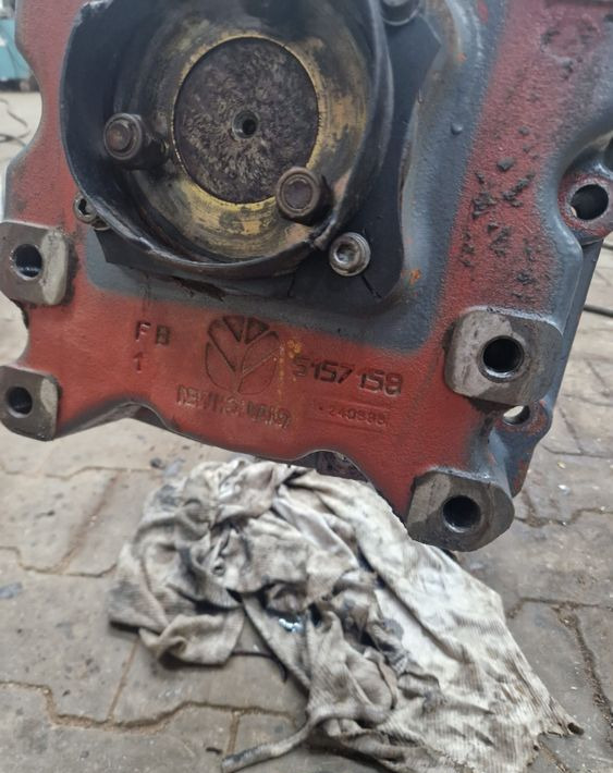 Części do Ciągnika New Holland NH TM, M  Kompletna Obudowa WOM New Holland TM120,TM130,TM140,TM155,Case MXM 120, - Transmission pour Machine agricole: photos 4 Części do Ciągnika New Holland NH TM, M  Kompletna Obudowa WOM New Holland TM120,TM130,TM140,TM155,Case MXM 120, - Transmission pour Machine agricole: photos 4