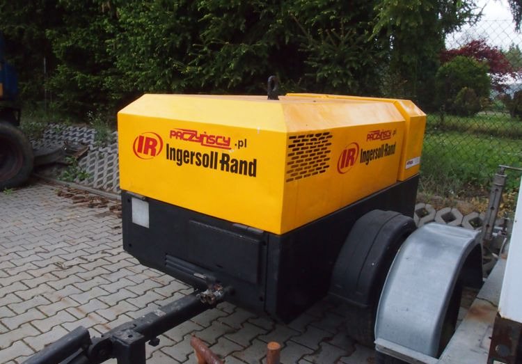Kompresor Ingersoll Rand IR P130WD 2000 Kompresor Ingersoll Rand P130WD 30 kW - Compresseur d'air: photos 1 Kompresor Ingersoll Rand IR P130WD 2000 Kompresor Ingersoll Rand P130WD 30 kW - Compresseur d'air: photos 1