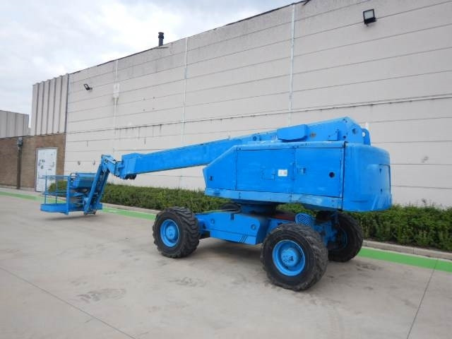 Aichi SP18AJ - Nacelle télescopique: photos 3 Aichi SP18AJ - Nacelle télescopique: photos 3