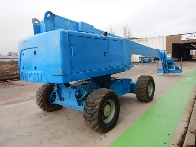 Aichi SP21AJ - Nacelle télescopique: photos 4 Aichi SP21AJ - Nacelle télescopique: photos 4