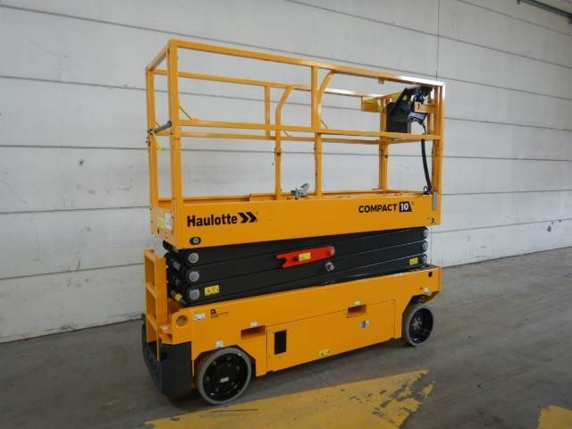 Haulotte Compact 10 N AE - Nacelle ciseaux: photos 2 Haulotte Compact 10 N AE - Nacelle ciseaux: photos 2