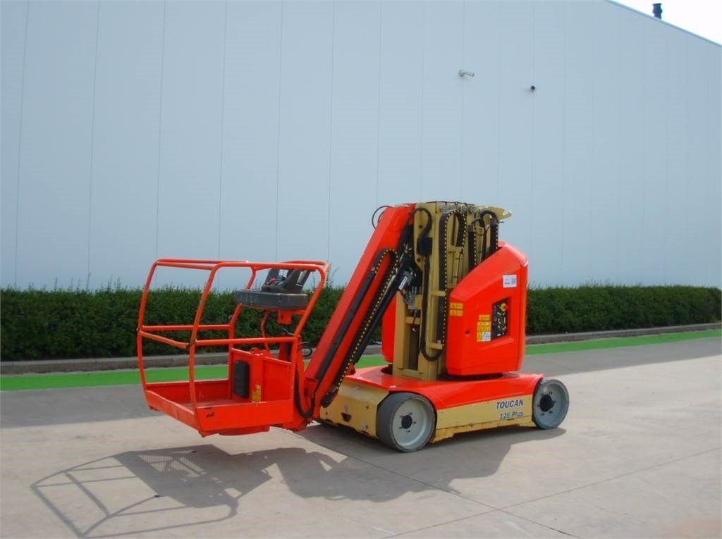 JLG Toucan 12E+ - Nacelle à mât vertical: photos 2 JLG Toucan 12E+ - Nacelle à mât vertical: photos 2