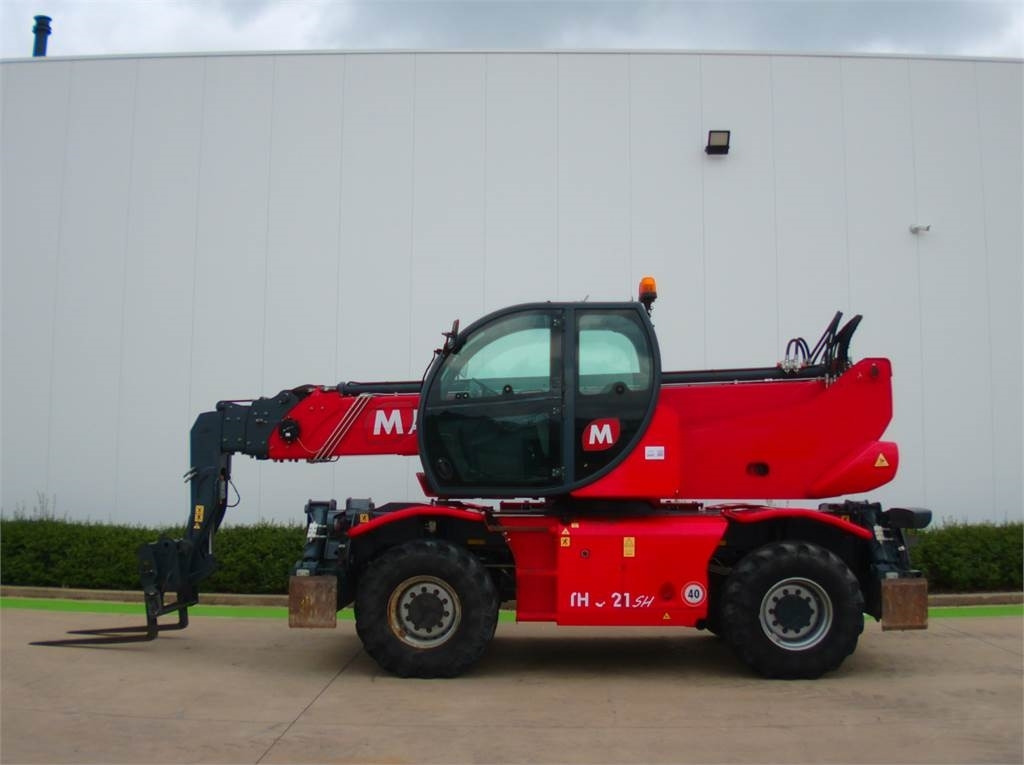 Magni 5.21 SH-D/C - Chariot télescopique: photos 1 Magni 5.21 SH-D/C - Chariot télescopique: photos 1