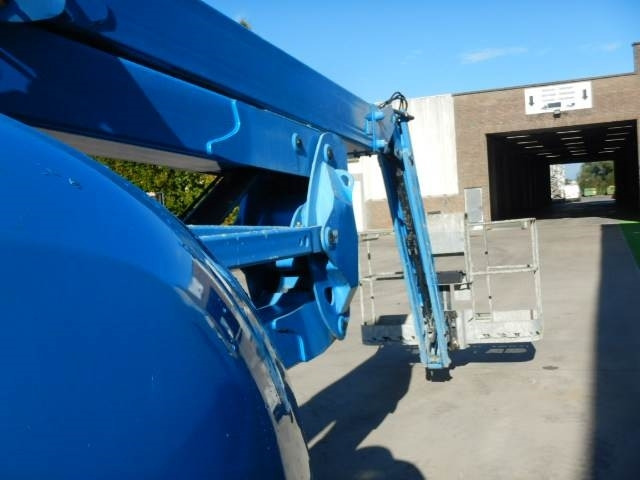 Nacelle articulée Manitou 200ATJ: photos 8 Nacelle articulée Manitou 200ATJ: photos 8