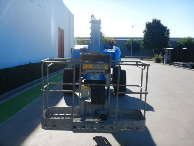 Nacelle articulée Manitou 200ATJ: photos 10 Nacelle articulée Manitou 200ATJ: photos 10