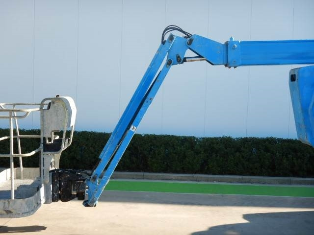 Nacelle articulée Manitou 200ATJ: photos 7 Nacelle articulée Manitou 200ATJ: photos 7