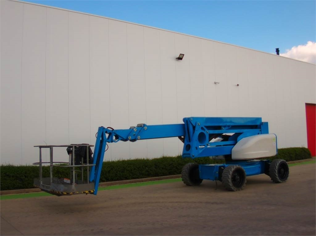 Niftylift HR28  - Nacelle articulée: photos 2 Niftylift HR28  - Nacelle articulée: photos 2