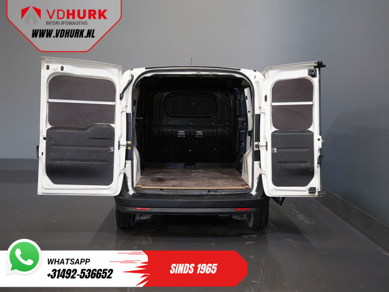 Fiat Dobló Cargo 1.3 MJ BPM VRIJ! 7x Voorraad NL Auto/ Airco/ Bluetooth/ Betimmering - Fourgonnette: photos 5 Fiat Dobló Cargo 1.3 MJ BPM VRIJ! 7x Voorraad NL Auto/ Airco/ Bluetooth/ Betimmering - Fourgonnette: photos 5