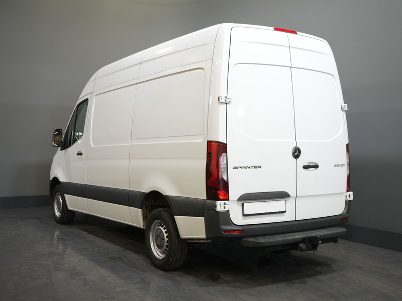 Mercedes-Benz Sprinter 316 2.2 CDI Aut. L2H2 EXPORT ONLY RWD LED/ Gev.Stoel/ Cruise/ Trekhaak - Fourgon utilitaire: photos 2 Mercedes-Benz Sprinter 316 2.2 CDI Aut. L2H2 EXPORT ONLY RWD LED/ Gev.Stoel/ Cruise/ Trekhaak - Fourgon utilitaire: photos 2