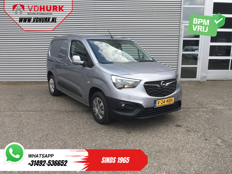 Opel Combo 1.2 Turbo 130 pk Aut. BENZINE BPM VRIJ! Keyless/ Carplay/ PDC/ Cruise/ Trekhaak/ Airco - Fourgonnette: photos 1 Opel Combo 1.2 Turbo 130 pk Aut. BENZINE BPM VRIJ! Keyless/ Carplay/ PDC/ Cruise/ Trekhaak/ Airco - Fourgonnette: photos 1