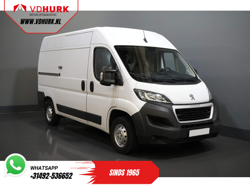 Peugeot Boxer 2.2 HDi 140 pk L2H2 270Gr. Deuren/ 2.5t Trekverm./ Camera/ PDC/ Cruise/ Trekhaak/ Airco - Fourgonnette: photos 1 Peugeot Boxer 2.2 HDi 140 pk L2H2 270Gr. Deuren/ 2.5t Trekverm./ Camera/ PDC/ Cruise/ Trekhaak/ Airco - Fourgonnette: photos 1